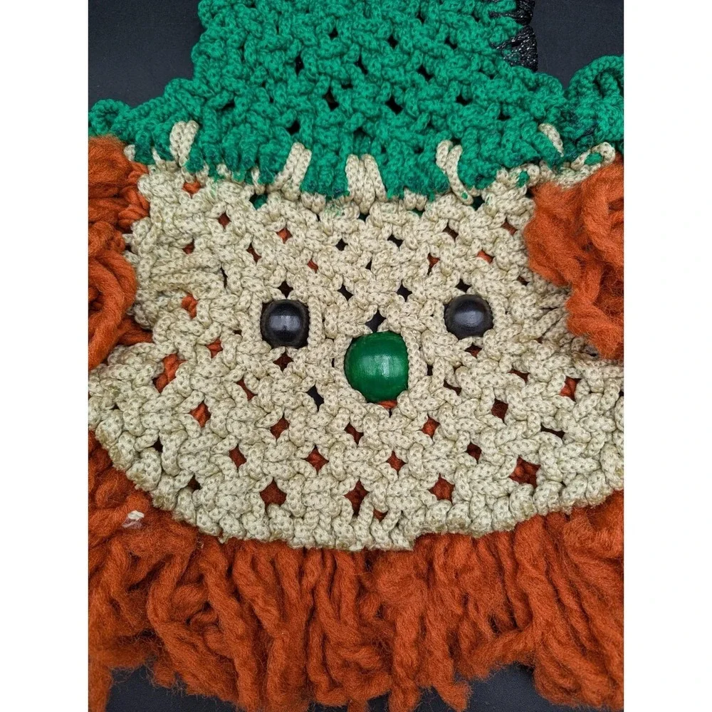 VTG LOVELY Macrame Wall Door Hanging Leprechaun St Patricks Day Irish 23
